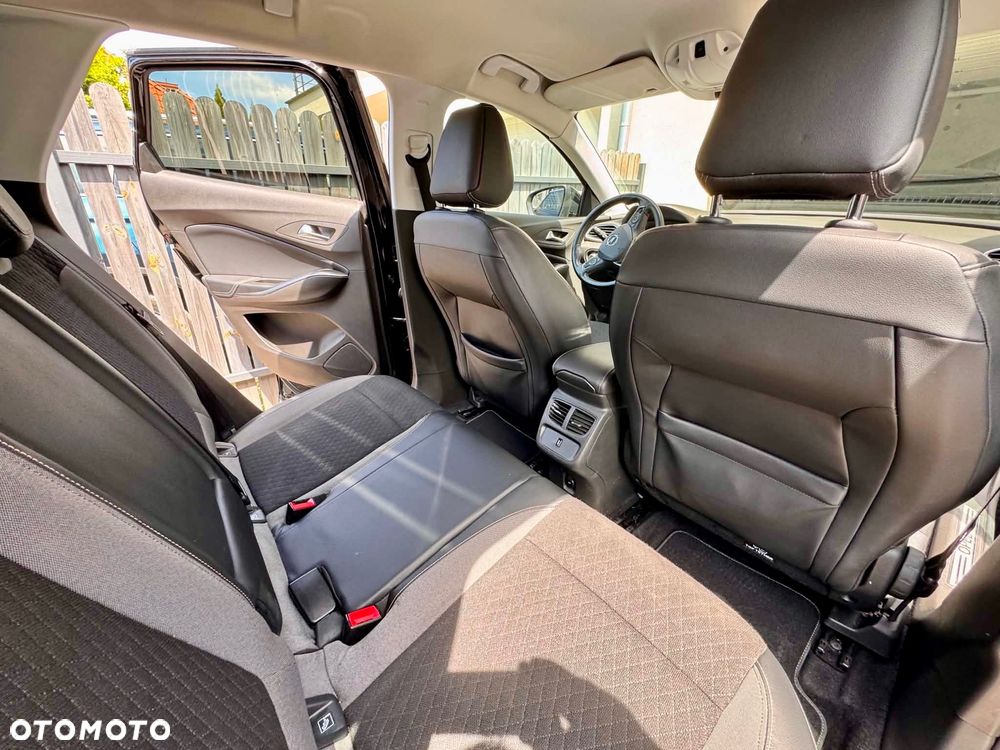 Opel Grandland X - 11