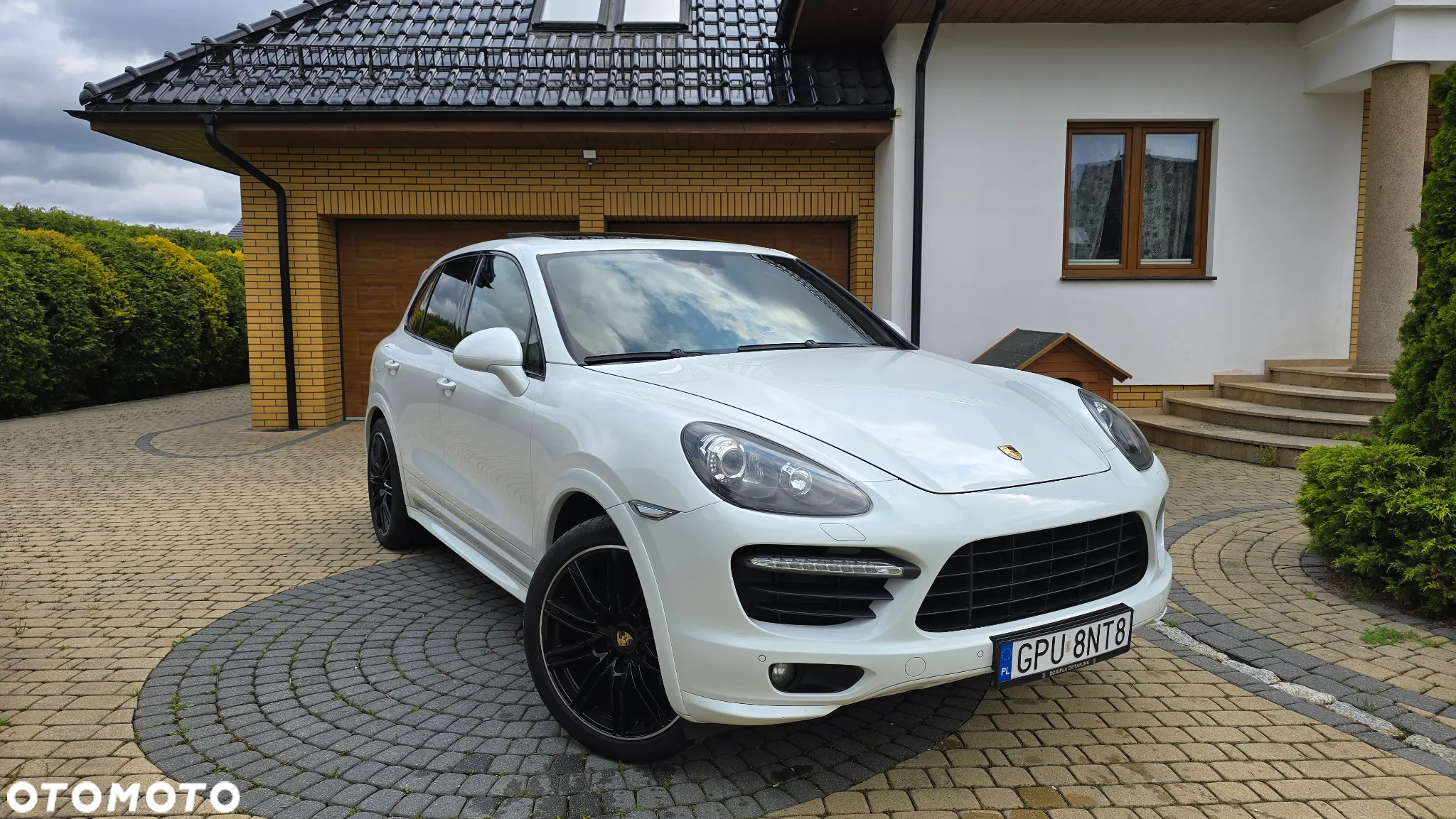 Porsche Cayenne GTS - 14