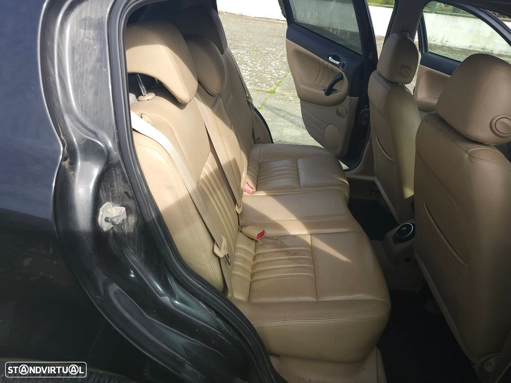 Alfa Romeo 147 1.6 TS Navigator - 18