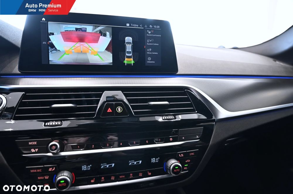 BMW Seria 5 520d xDrive - 10