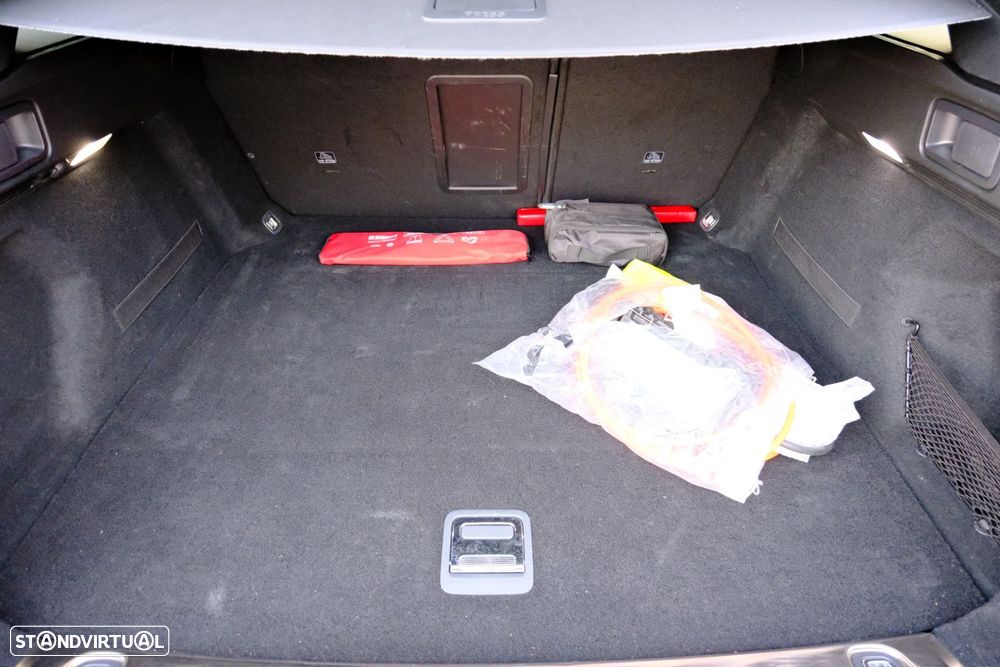 Peugeot 508 SW 1.6 Hybrid Allure e-EAT8 - 31