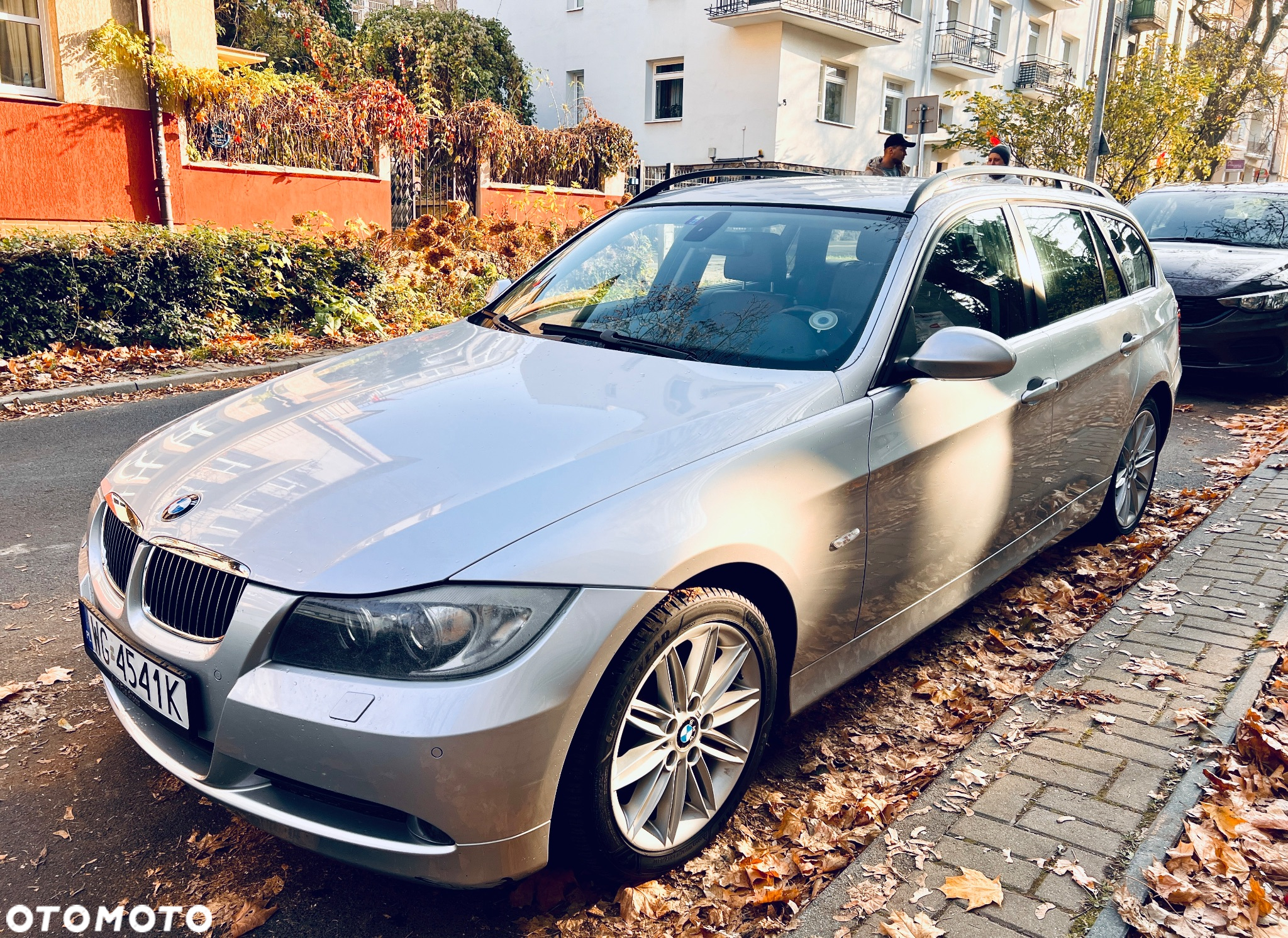 BMW Seria 3 325i xDrive Touring - 2
