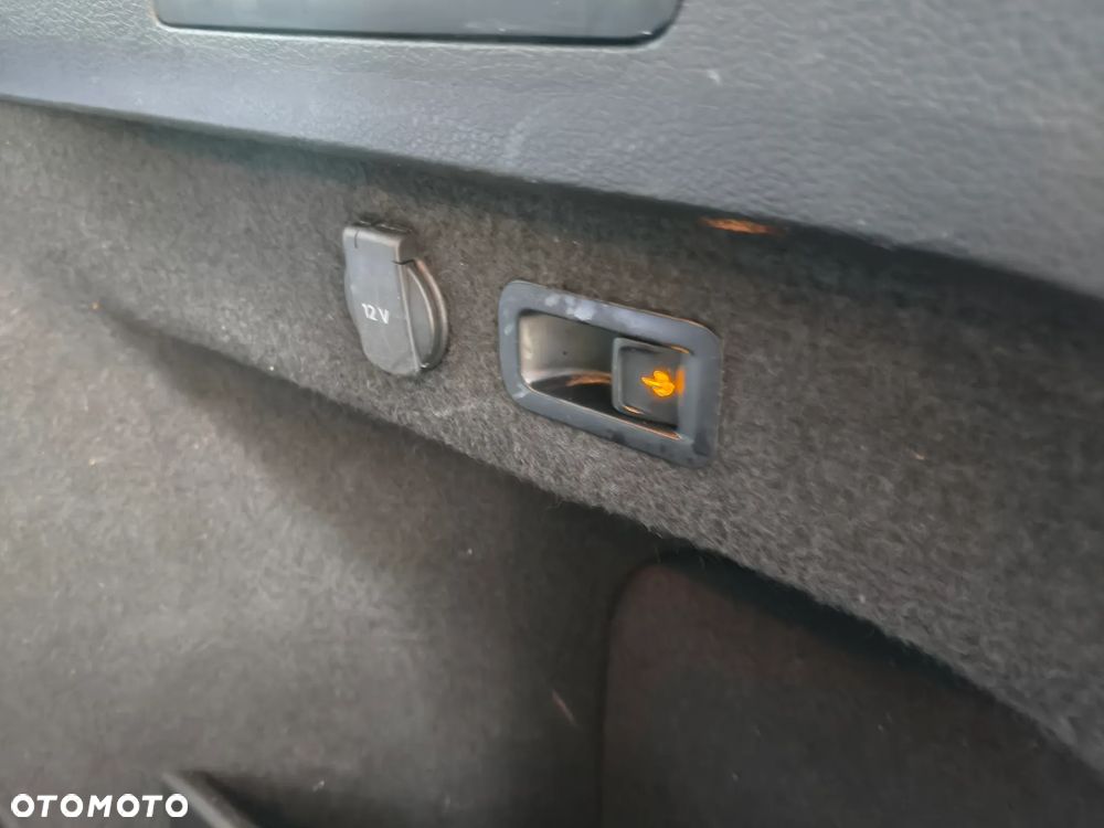 Volkswagen Passat - 23