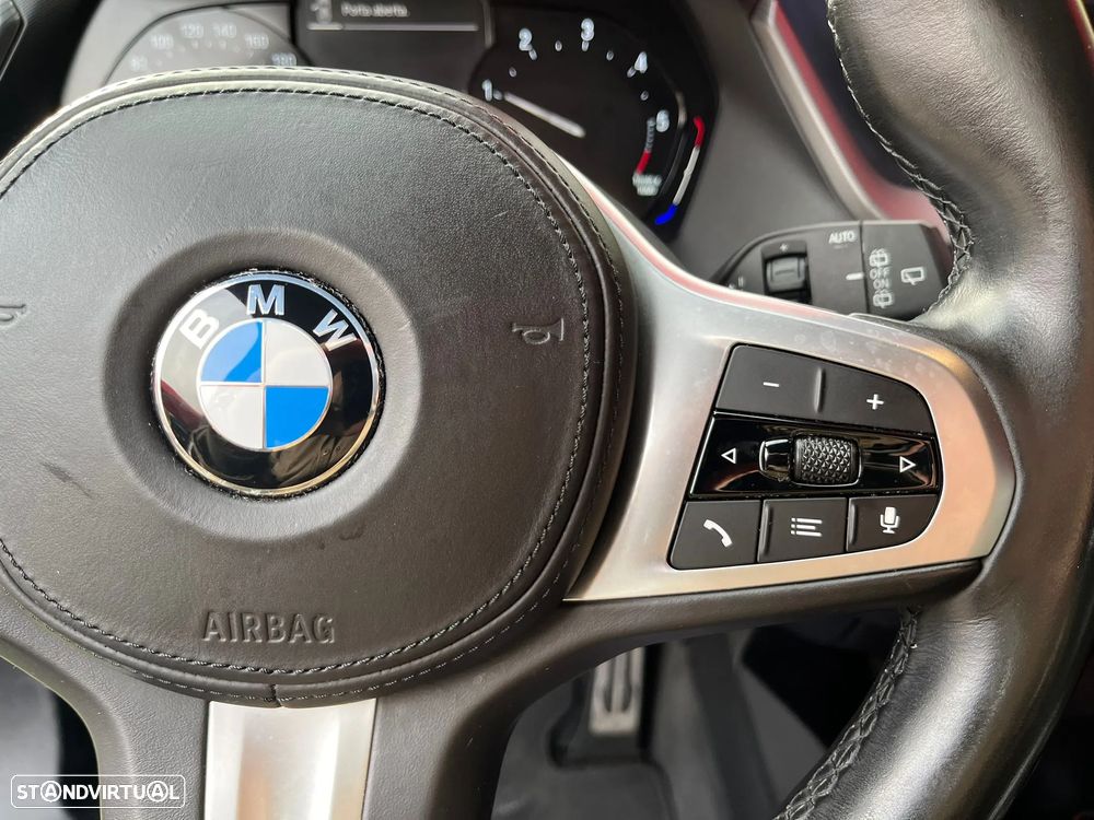 BMW 116 d Pack Essence - 26