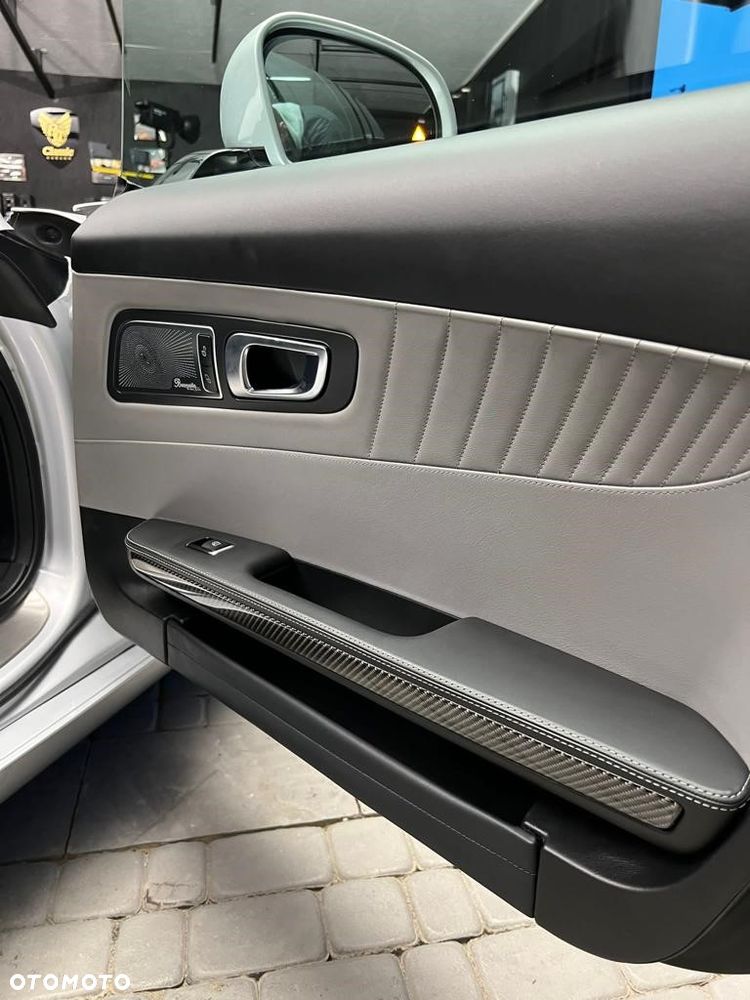 Mercedes-Benz AMG GT - 8