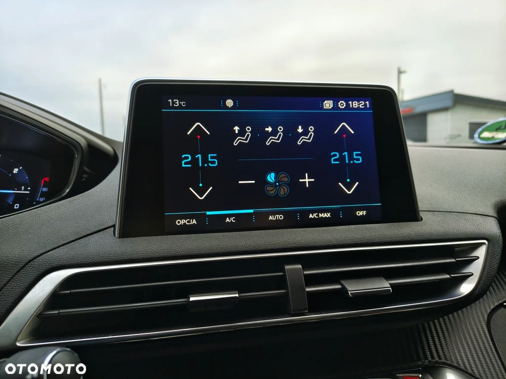Peugeot 5008 BlueHDi 120 Allure - 32
