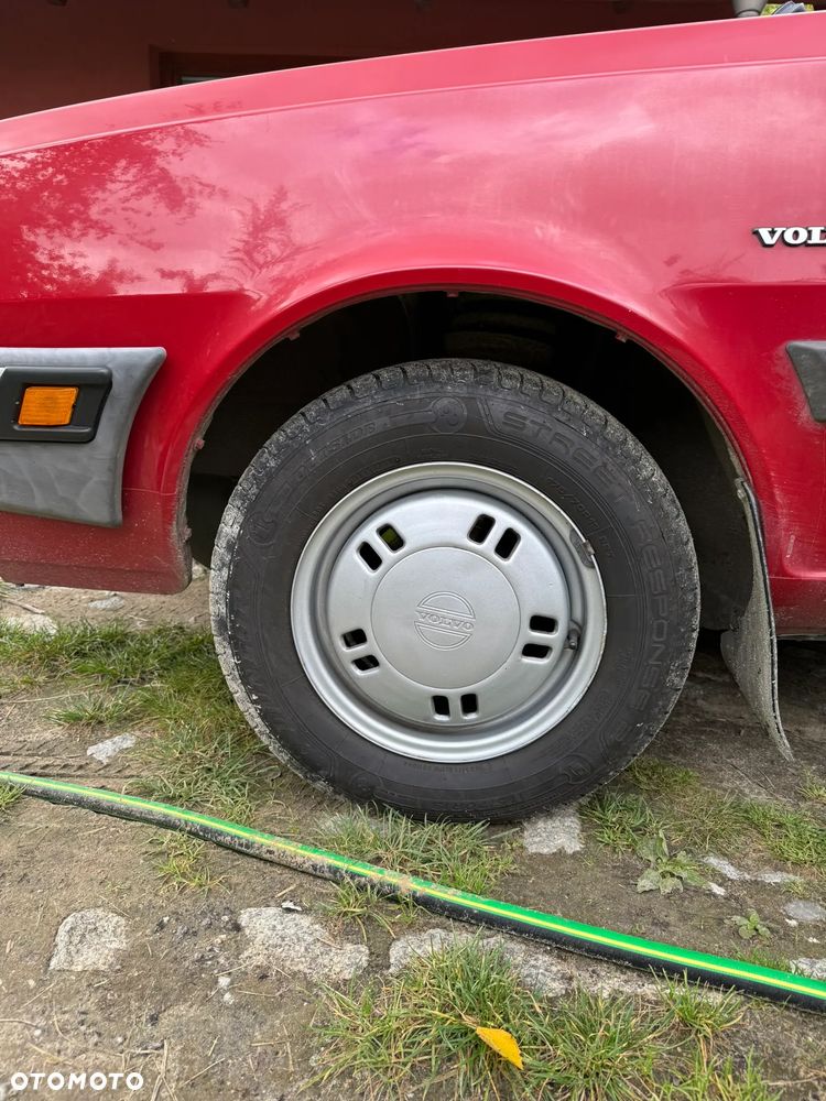 Volvo Seria 300 - 11