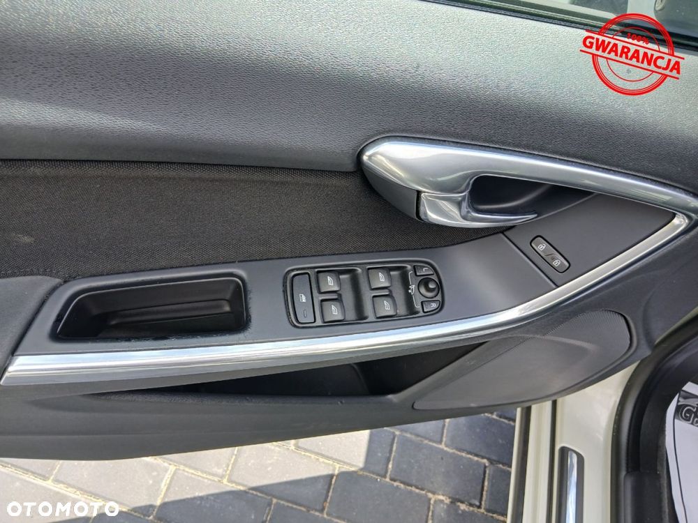 Volvo V60 - 36