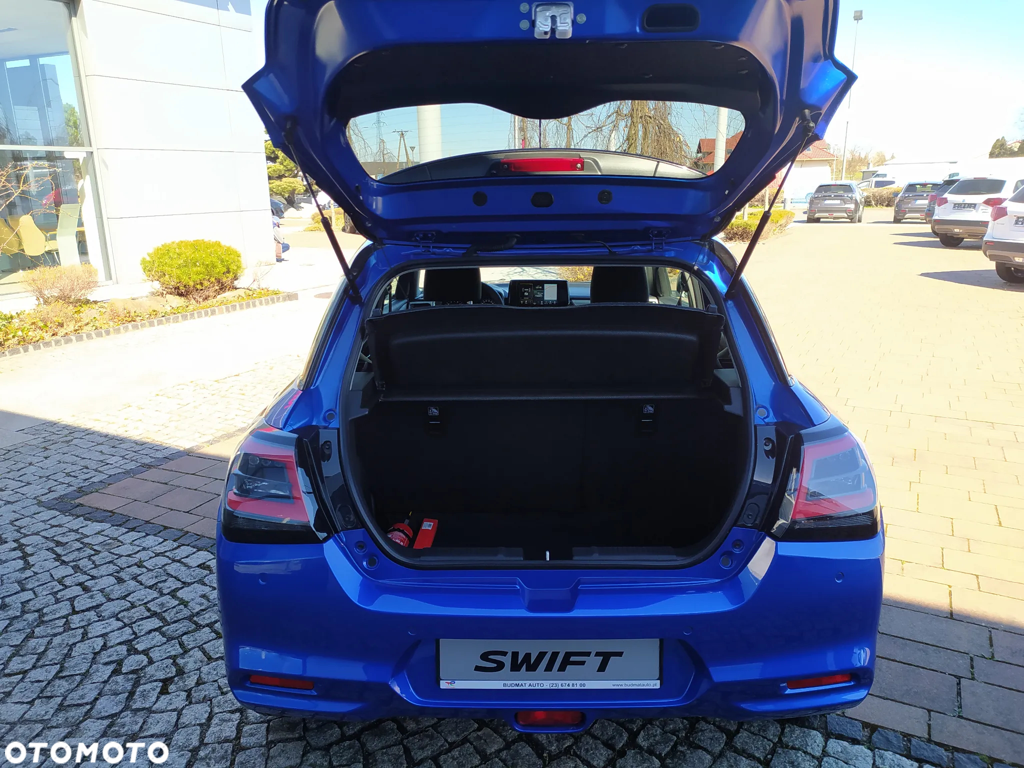 Suzuki Swift 1.2 Dualjet SHVS Premium Plus CVT - 10