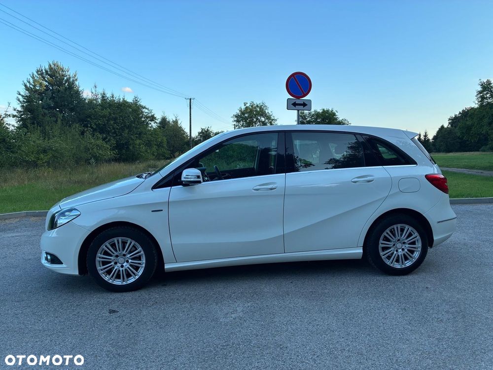 Mercedes-Benz Klasa B 200 (BlueEFFICIENCY) - 6