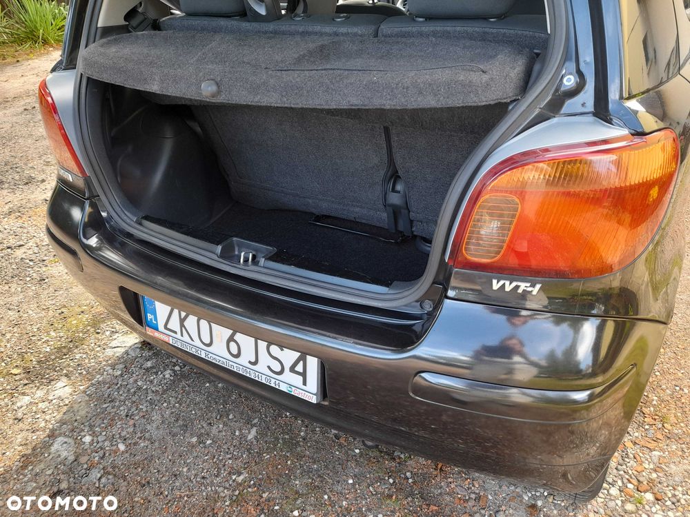 Toyota Yaris - 4