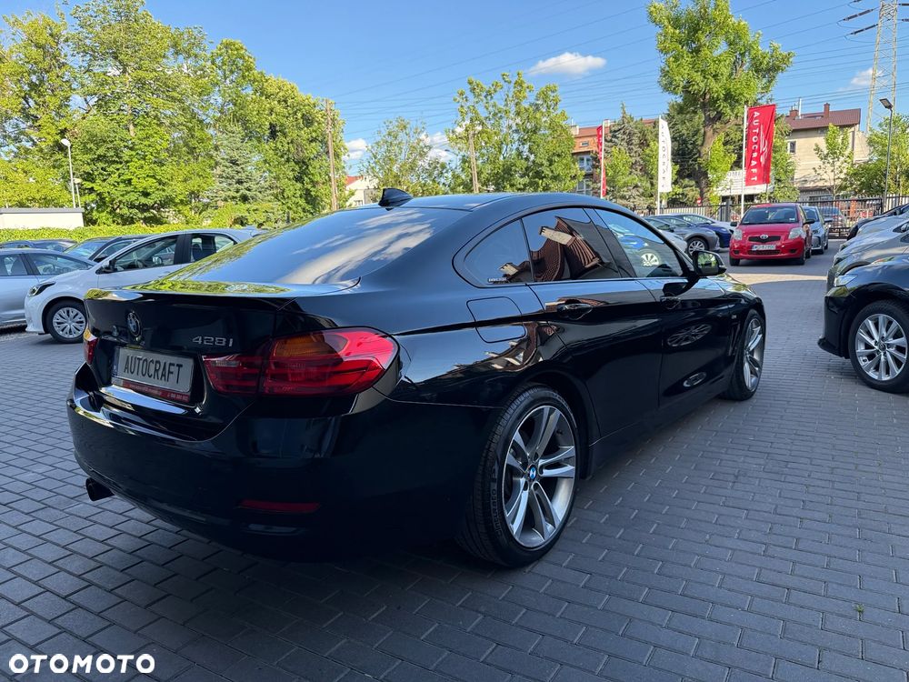 BMW Seria 4 428i Sport Line - 25