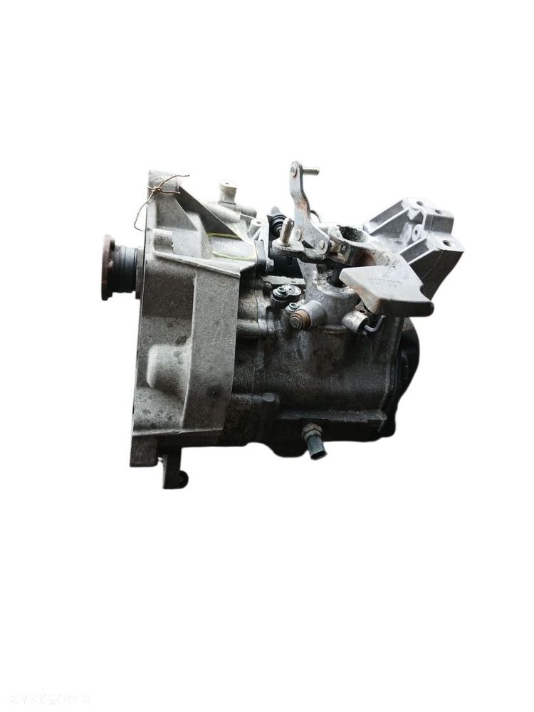 SKRZYNIA BIEGÓW VW GOL V 1.6 A3 8P FSI FXQ - 3