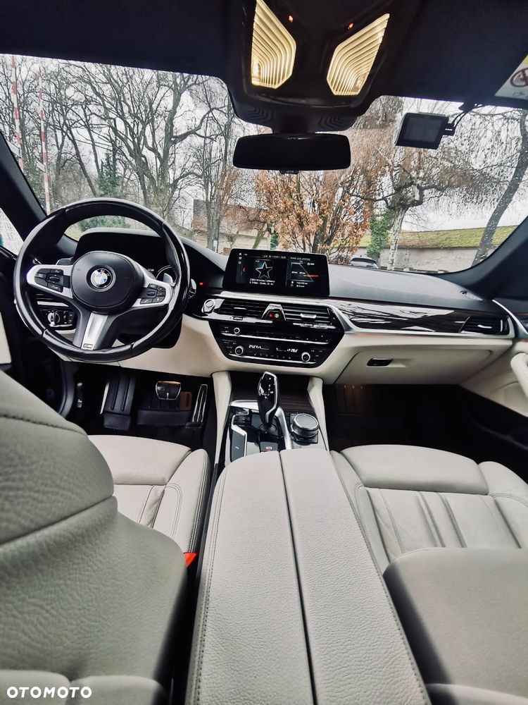 BMW Seria 5 530i xDrive M Sport sport - 8