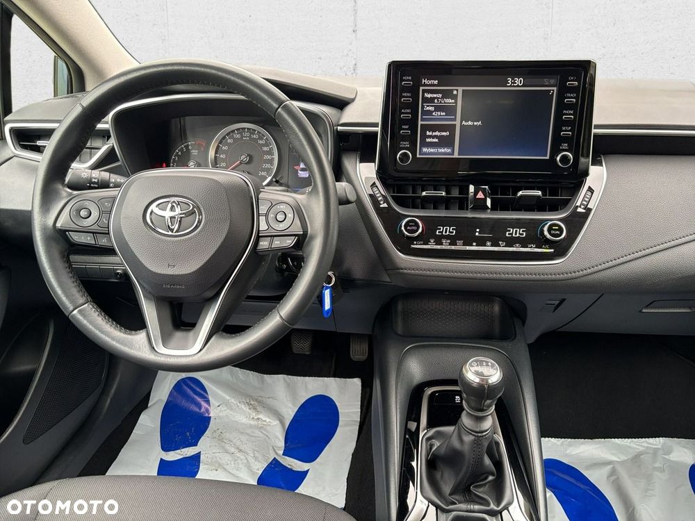 Toyota Corolla - 18