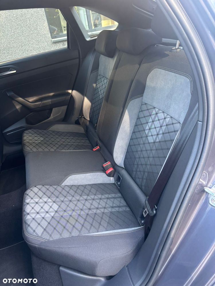 Volkswagen Taigo 1.0 TSI OPF DSG R-Line - 14