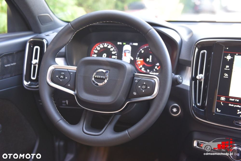 Volvo XC 40 - 24