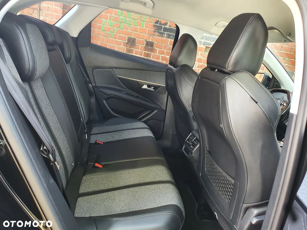 Peugeot 3008 PureTech 130 Stop & Start GPF EAT8 Crossway - 12