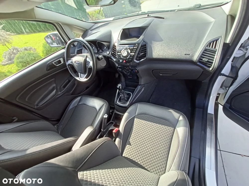 Ford EcoSport - 8