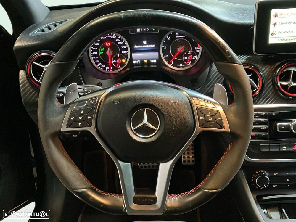 Mercedes-Benz A 45 AMG 4-Matic - 10