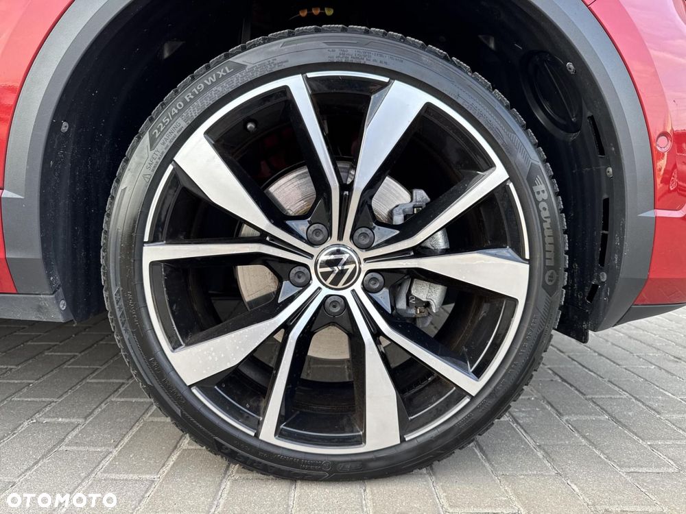 Volkswagen T-Roc - 18