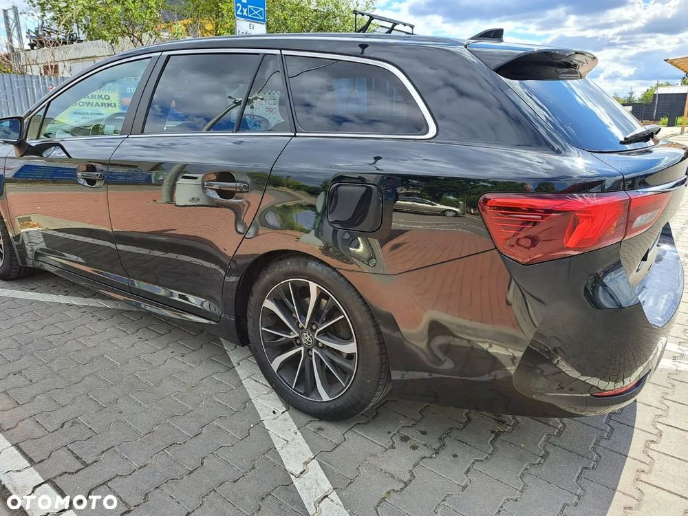 Toyota Avensis 2.0 D-4D Active Business - 4