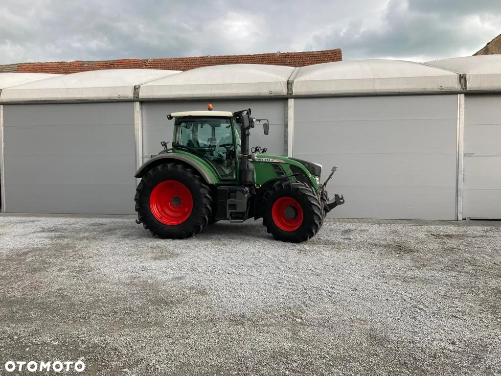 Fendt 714 VARIO - 6