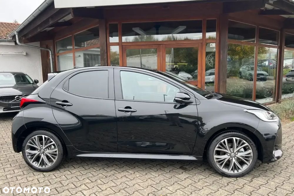 Toyota Yaris Hybrid 1.5 Style - 11