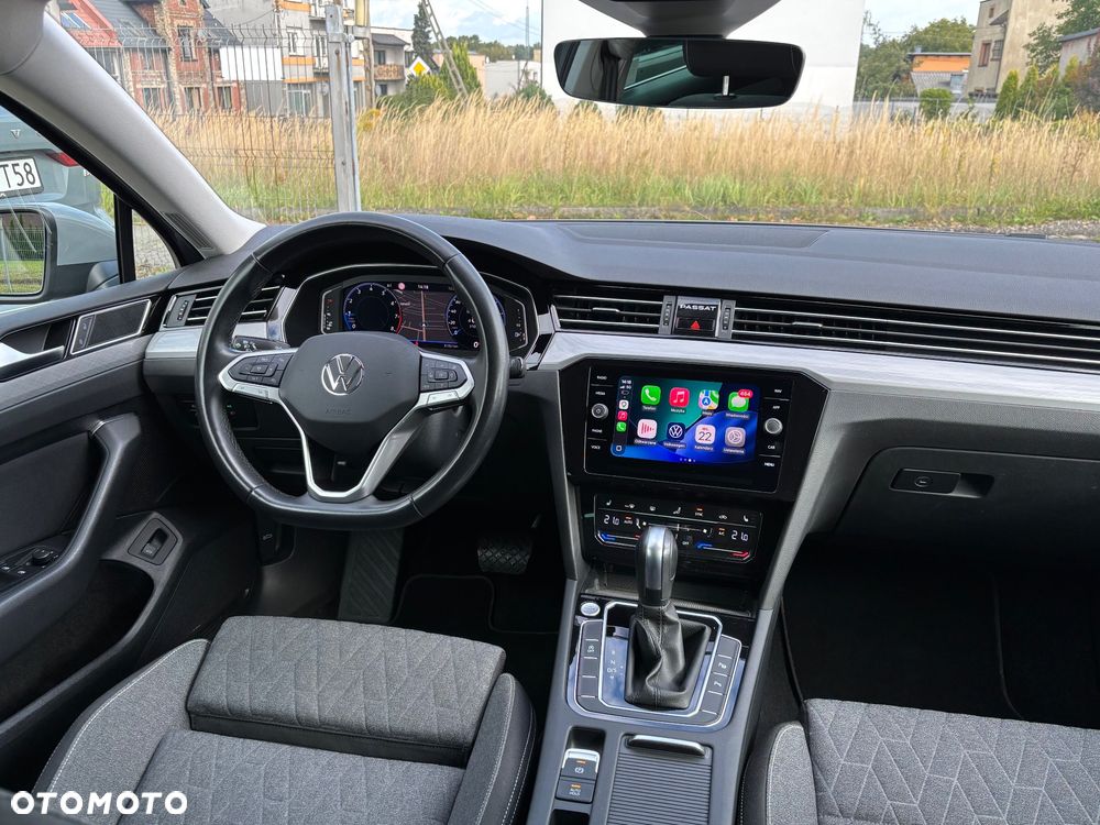 Volkswagen Passat - 28