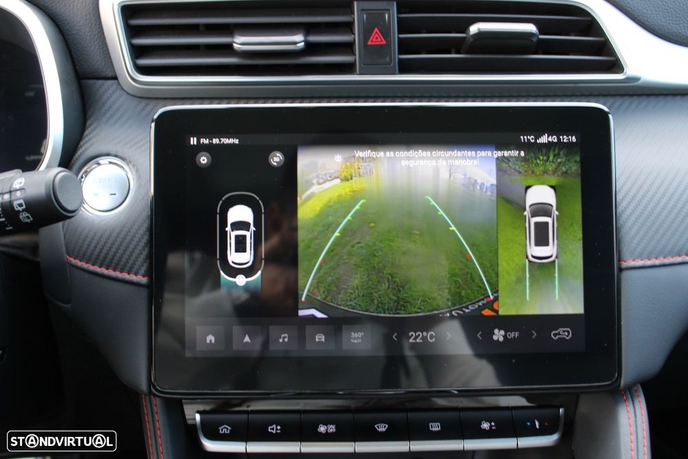 MG ZS EV 72.6 kWh Luxury - 17