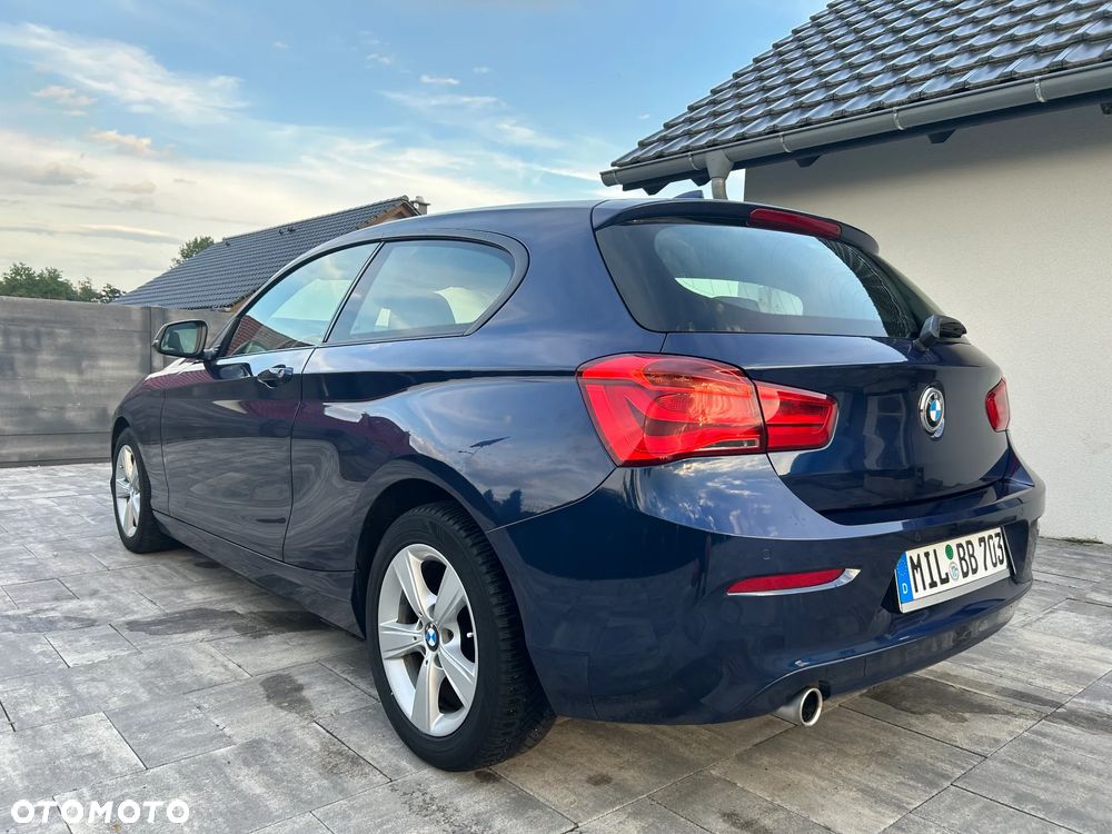 BMW Seria 1 116i - 8