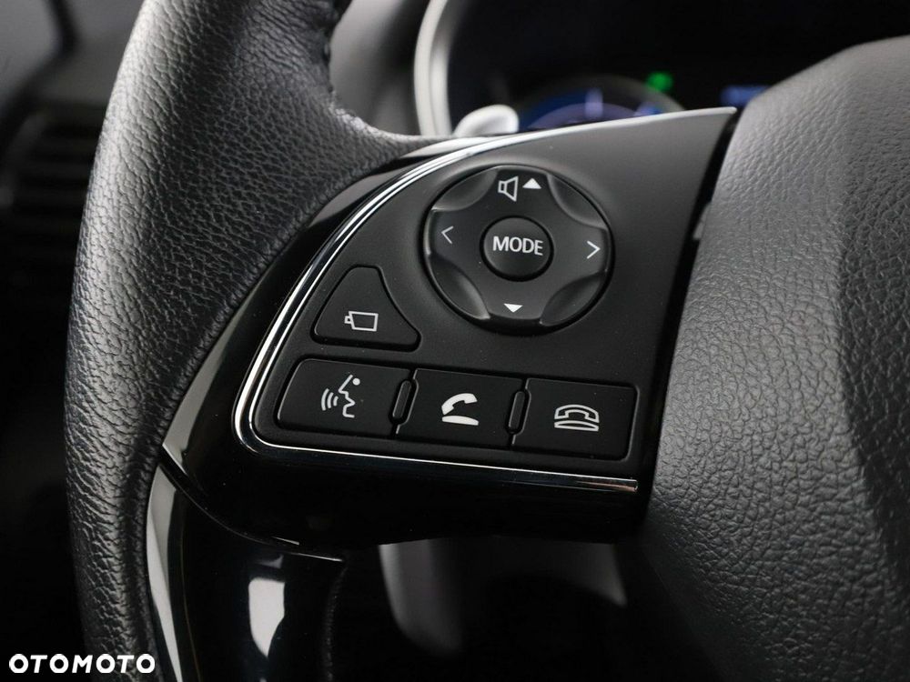 Mitsubishi Eclipse Cross - 31