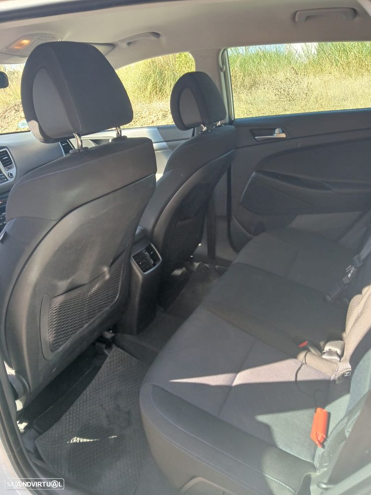 Hyundai Tucson 1.7 CRDi Executive DCT - 10