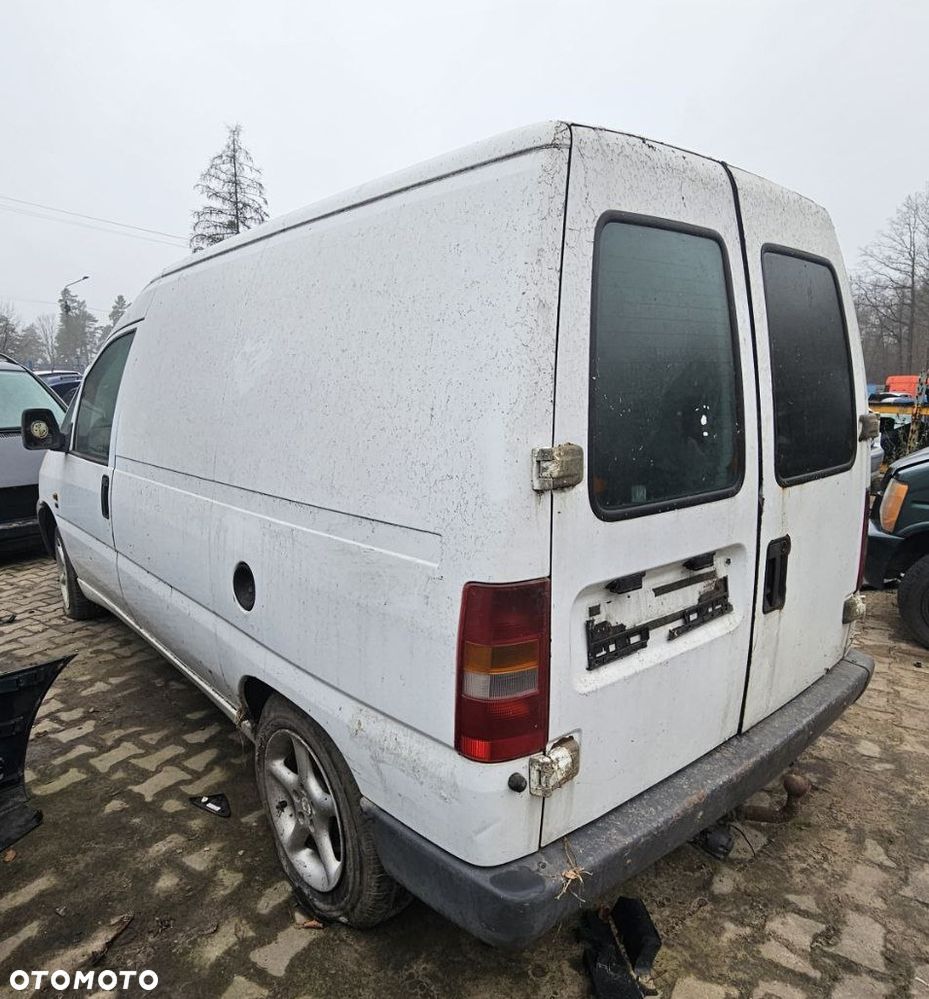 Fiat Scudo I pojazd na części: maska, zderzak, drzwi, szyby, lusterka, chłodnica.... - 7