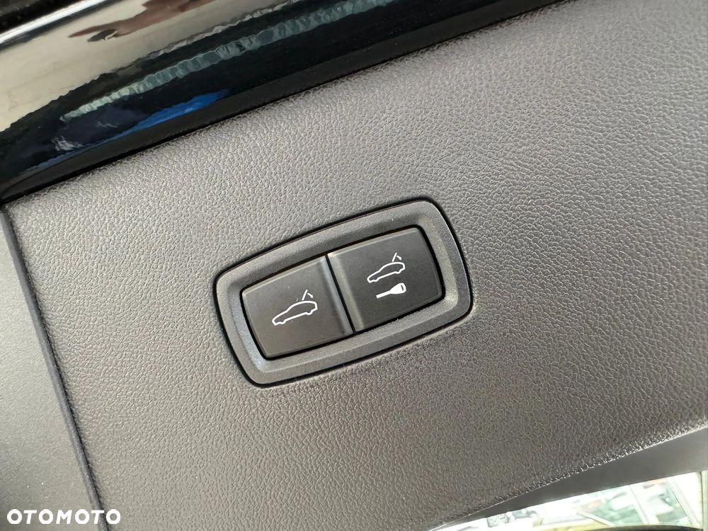 Porsche Cayenne E-Hybrid Platinum Edition - 17