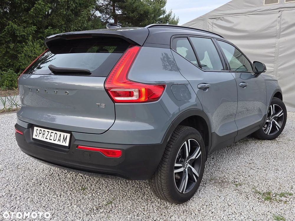 Volvo XC 40 T3 R-Design - 38