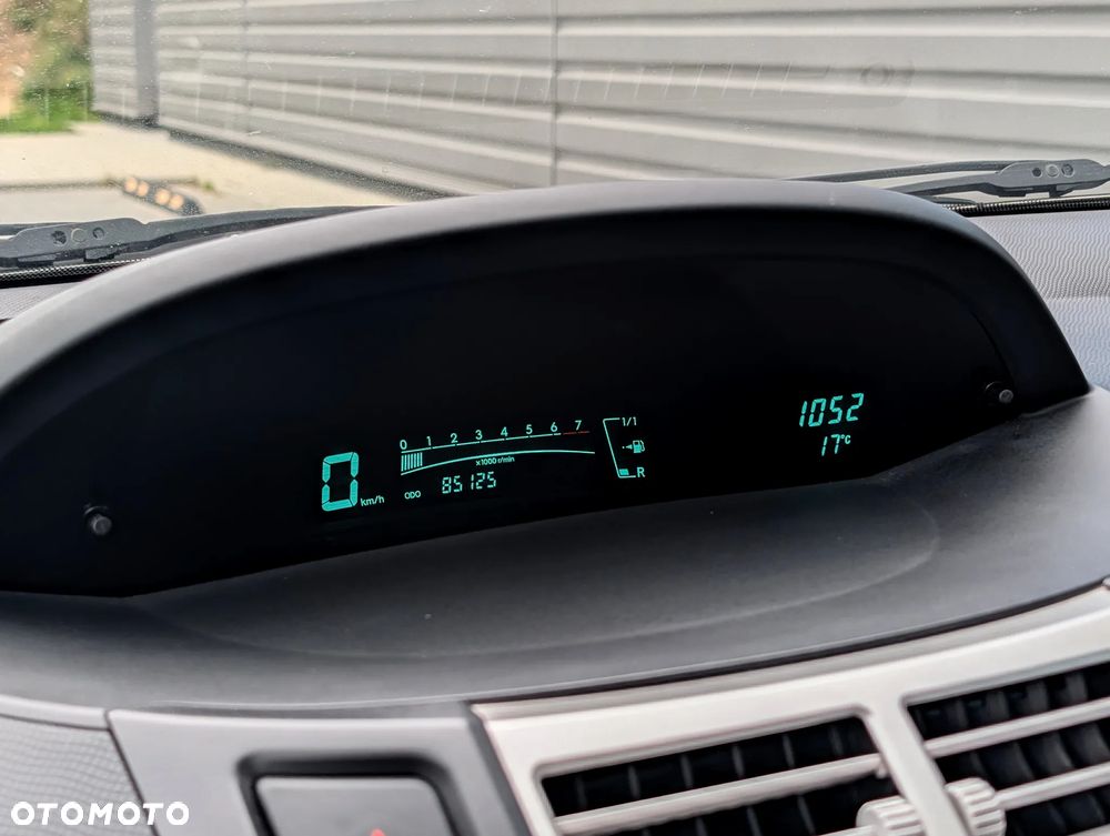 Toyota Yaris 1.3 Luna A/C - 17