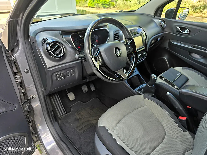 Renault Captur 0.9 TCE - 10