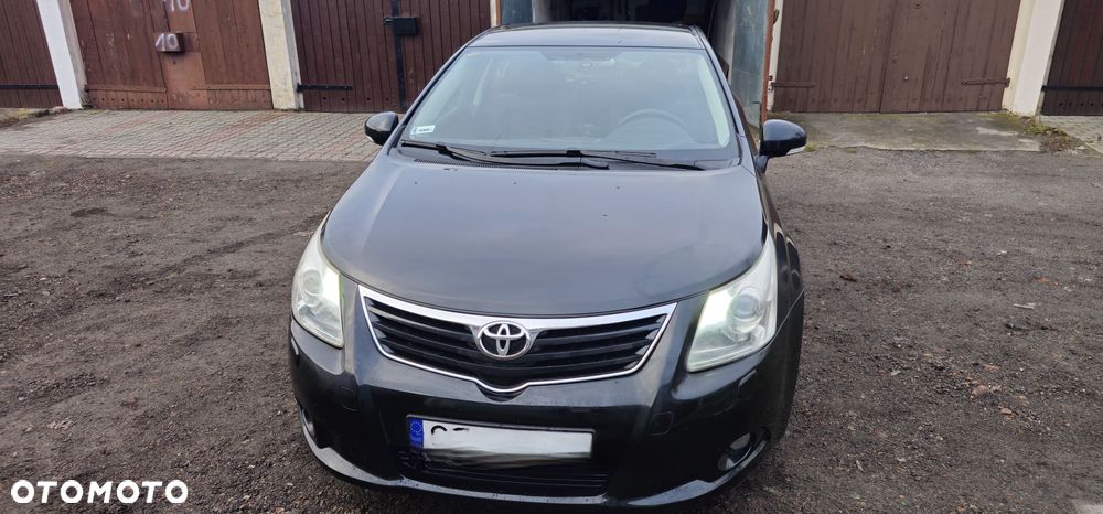 Toyota Avensis 1.8 Sol NAVI - 1