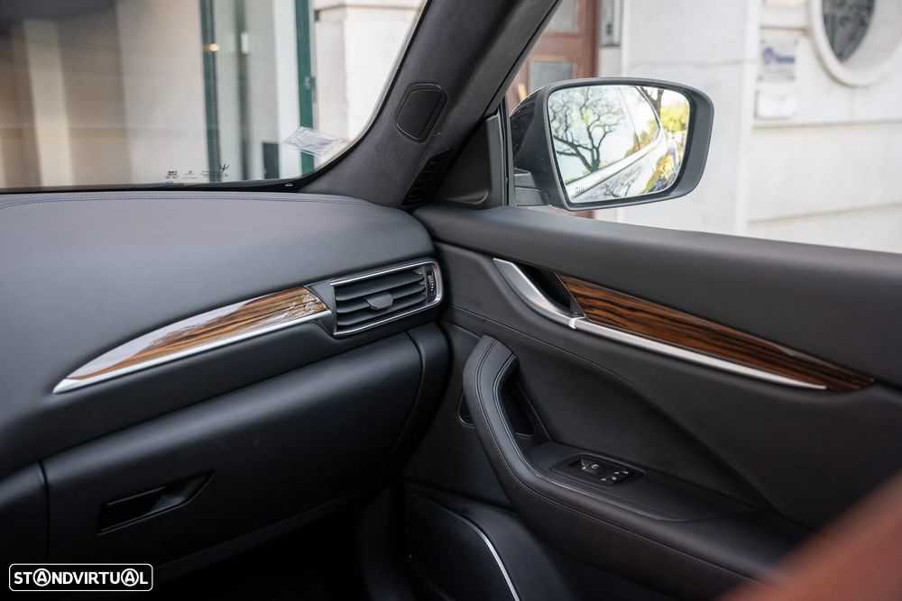 Maserati Levante 3.0 V6 S - 24