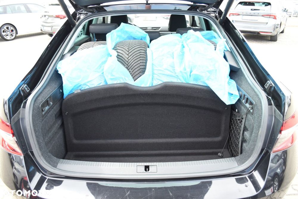 Skoda Superb 2.0 TSI Style DSG - 40