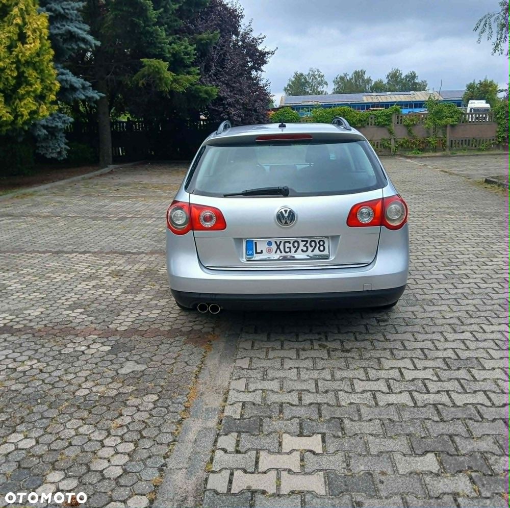 Volkswagen Passat - 5
