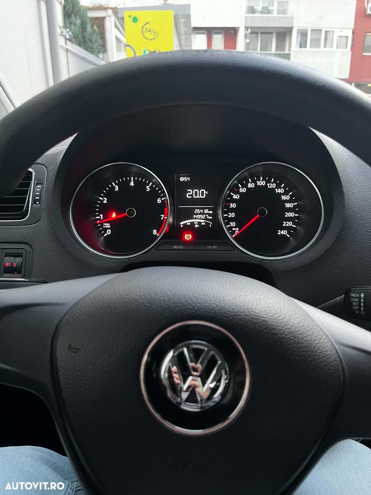 Volkswagen Polo 1.2 TSI BMT Comfortline - 9