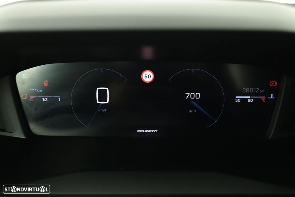 Peugeot 2008 1.2 PureTech Allure - 16