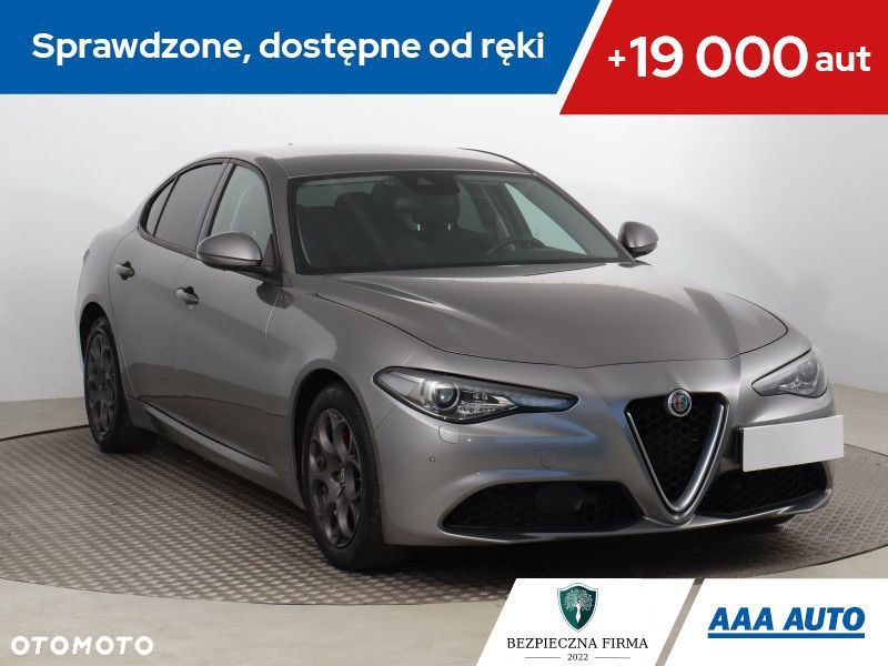 Alfa Romeo Giulia - 2