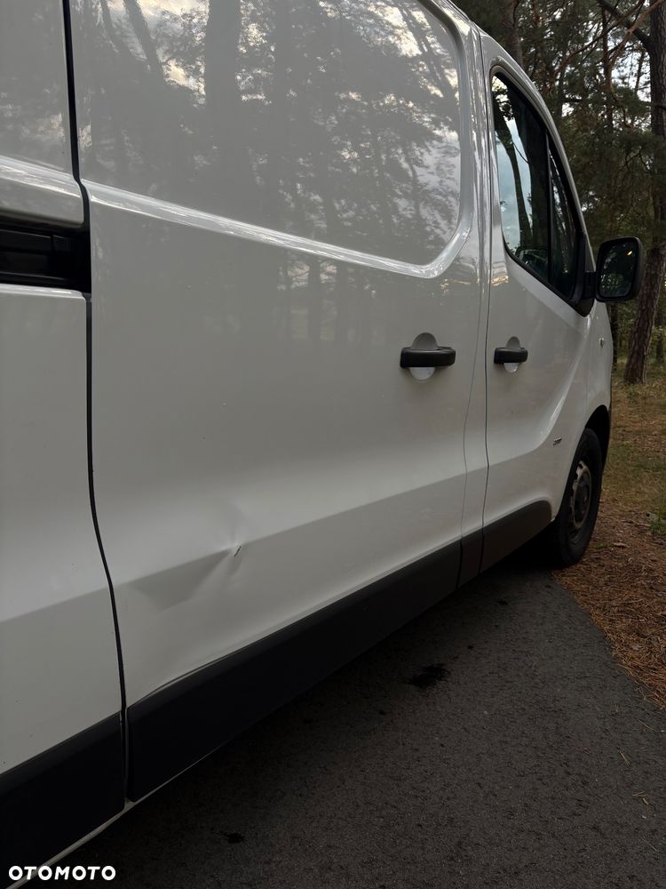 Opel Vivaro - 8