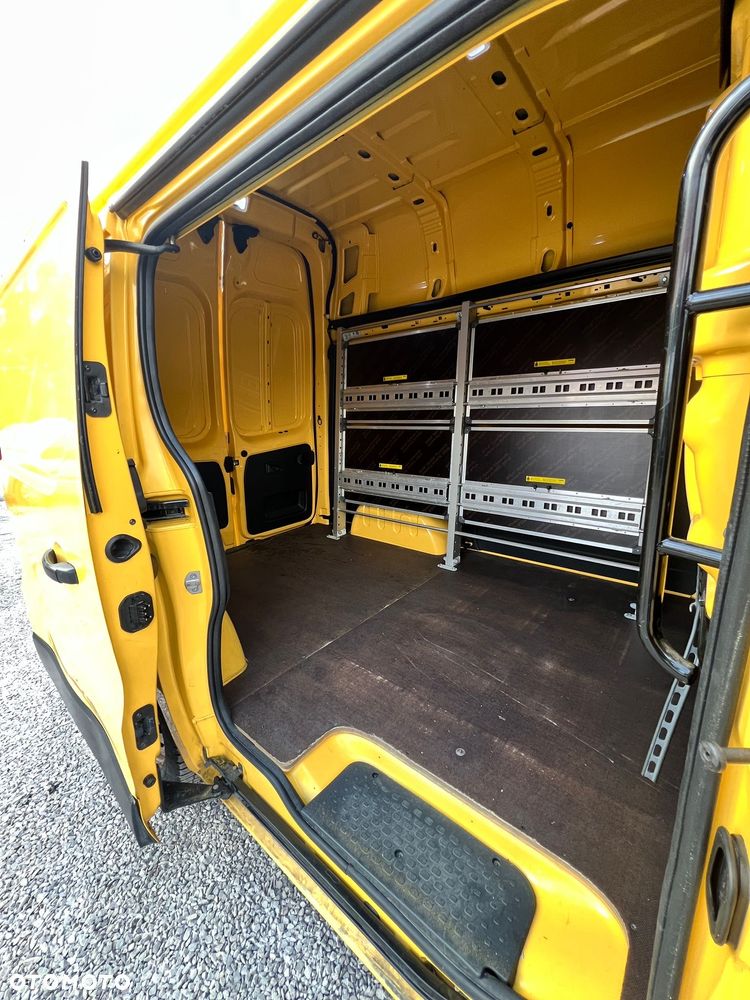 Renault Trafic - 10