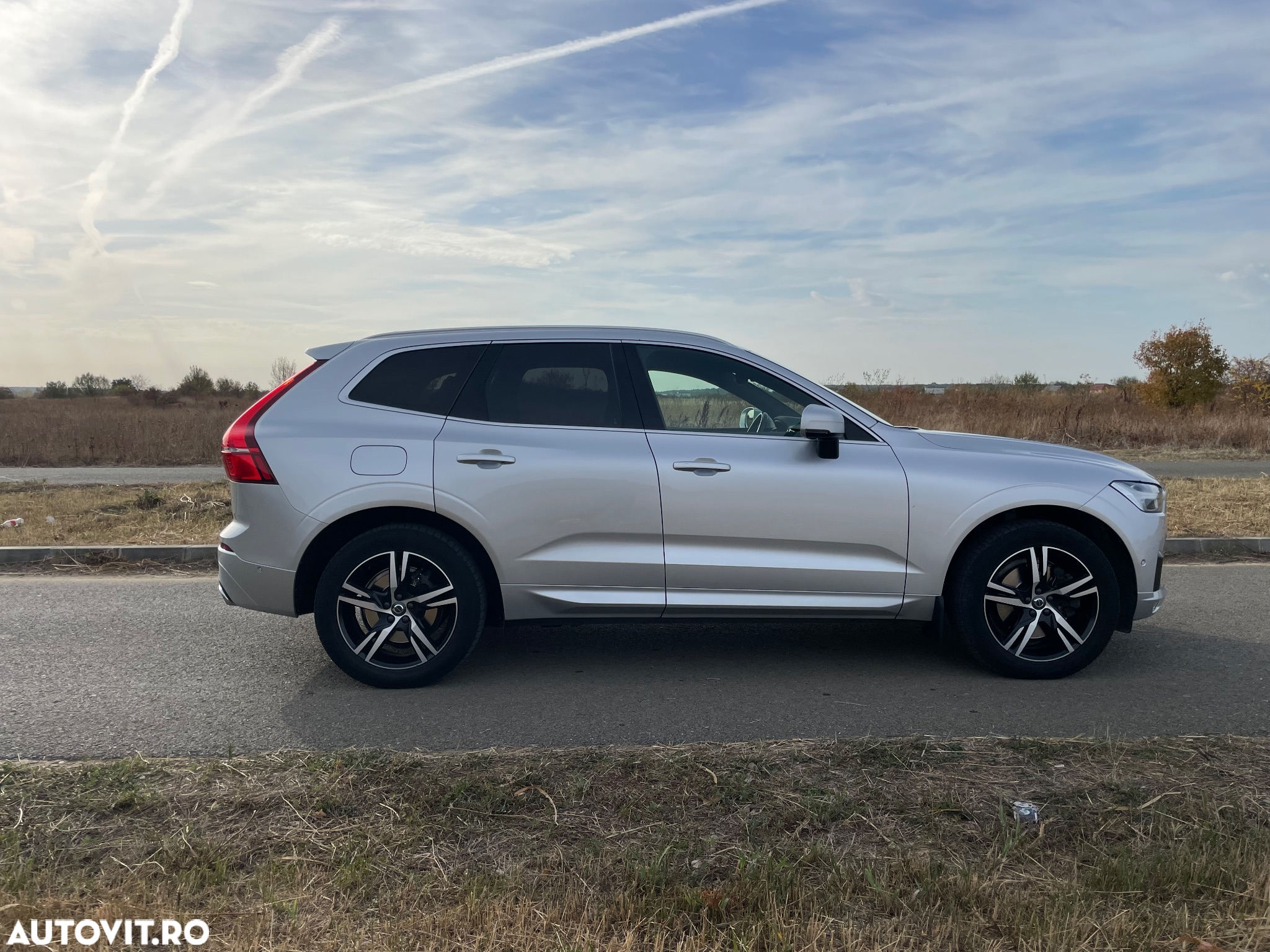 Volvo XC 60 T5 AWD Geartronic RDesign - 10