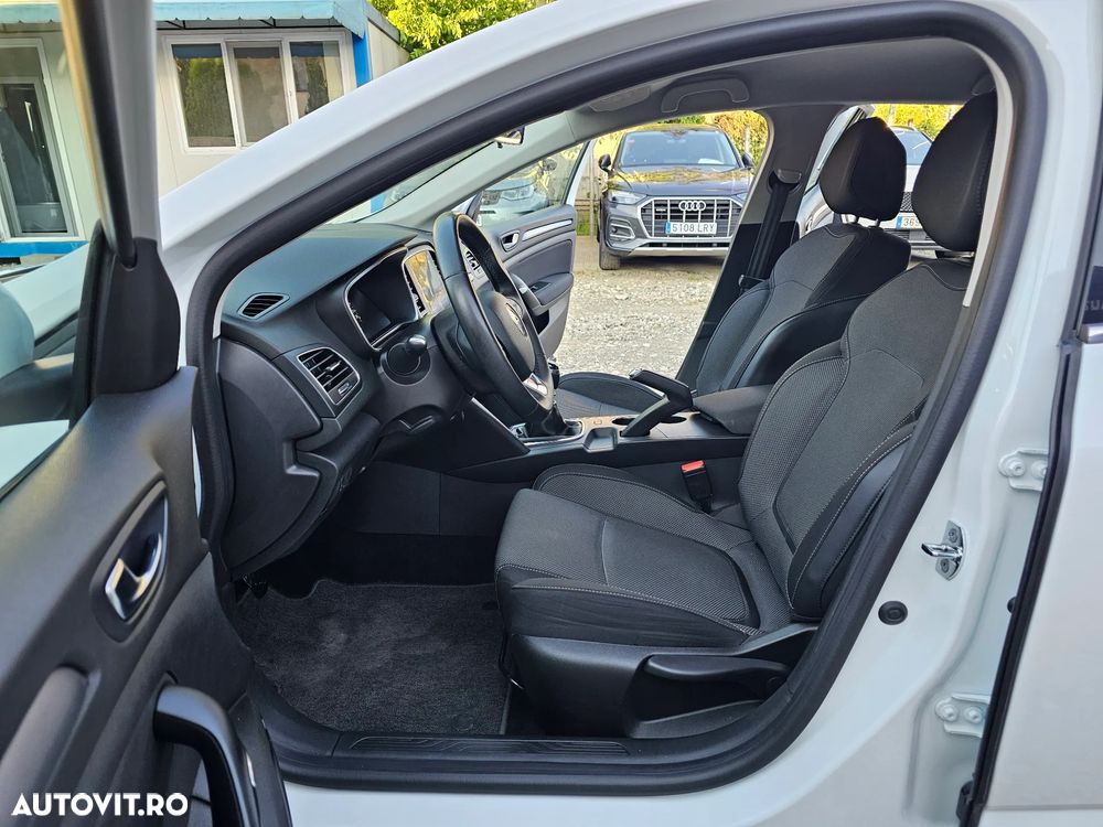 Renault Megane - 19