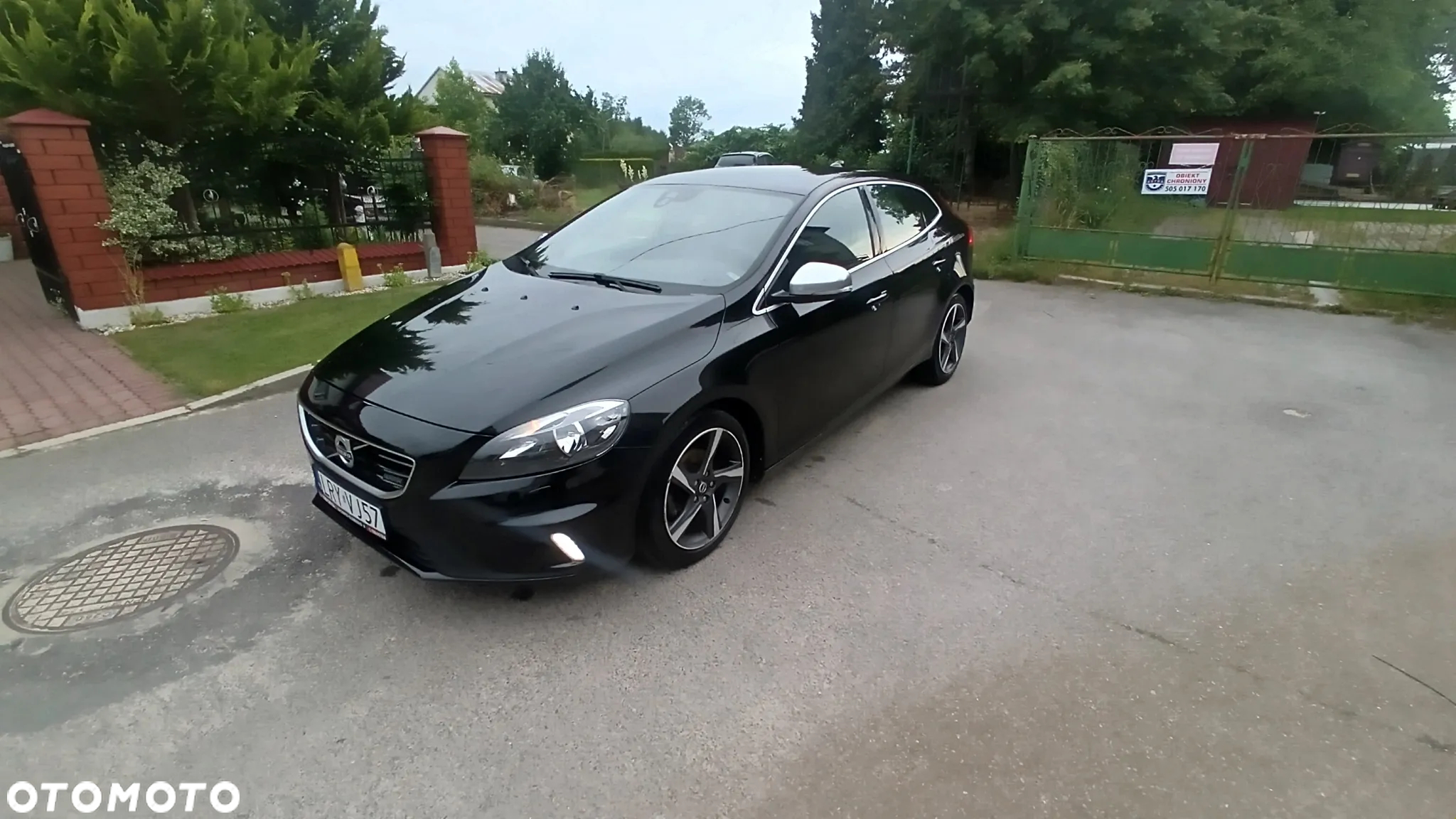 Volvo V40 D2 R-Design - 2